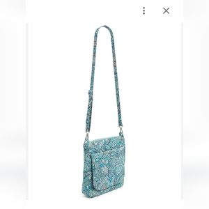 NEW Vera Bradley Carson Mailbag